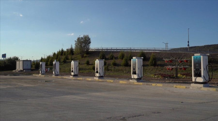 Togg, ilk şarj cihazı kurulumunu Bolu'da yaptı