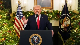 Trump'tan ABD askerlerine bin 776 dolar ikramiye