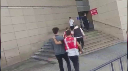 Ukraynalı turisti gasp ettiler, yakalandılar