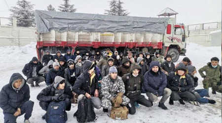 Van'da bir ayda 1963 göçmen yakalandı