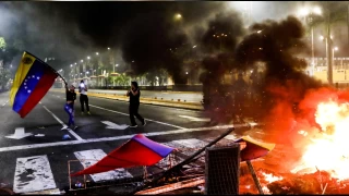 Venezuela'da neler oluyor?