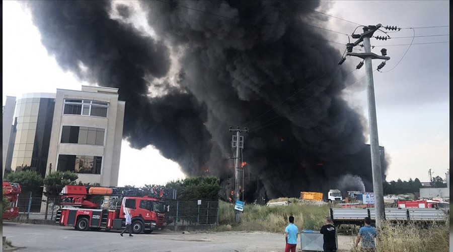 Yangından kötü haber: 4 kişi yanarak can verdi