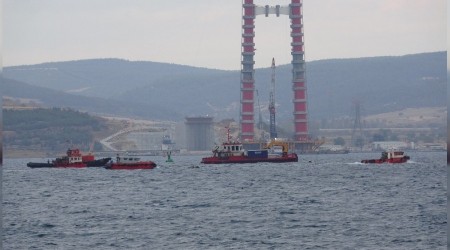 1915 Çanakkale Köprüsü'nde 2'nci kılavuz halat çekiliyor