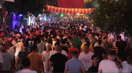 Alanya bayramda doldu taştı