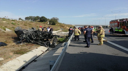 Anne ve baba hayatını kaybetti, 2 çocuk yaralandı