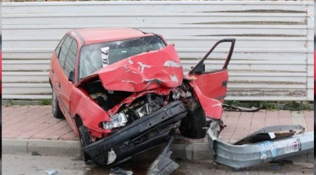 Antalya'da makas dehşeti: 1 ölü, 3 yaralı