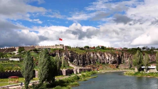 Ardahan Kalesi: Kafkasya’nın kapısı konumundaki Ardahan’ın kalbinde yükselir