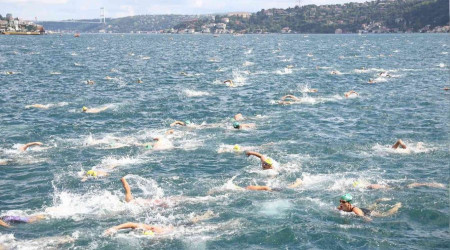 Asya'dan Avrupa'ya kulaç attılar