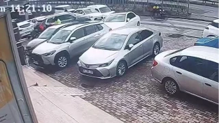 Başakşehir'de ödedikleri borcu, silahla gasp etmeye çalıştılar