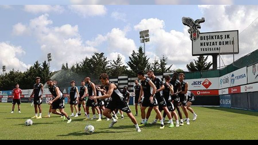 Beşiktaş ara vermedi