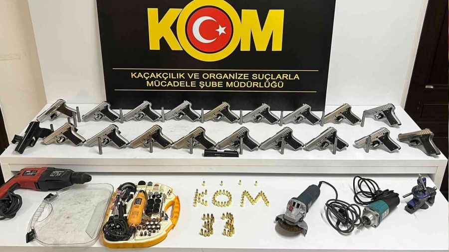 Bir çete haberi de Mersin'den: 17 gözaltı