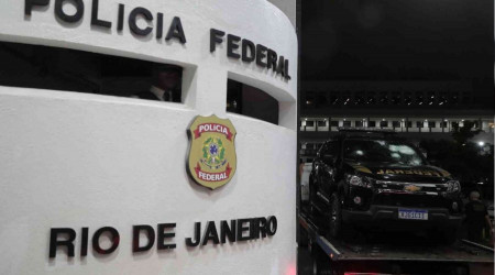 Brezilya'da eski milletvekili polislere el bombası attı