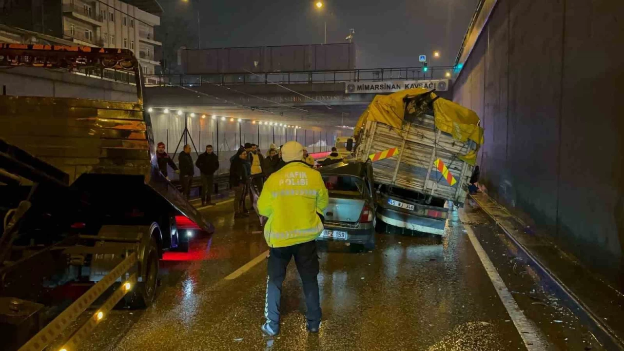 Bursa'da 1 kiinin lmyle sonulanan zincirleme kazada alkoll src tutukland