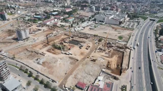 Depremin simgesi Ebrar Sitesi'nde yerinde dönüşüm