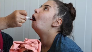 Depremzede genç kızın tek hayali 'anne' diyerek seslenebilmek