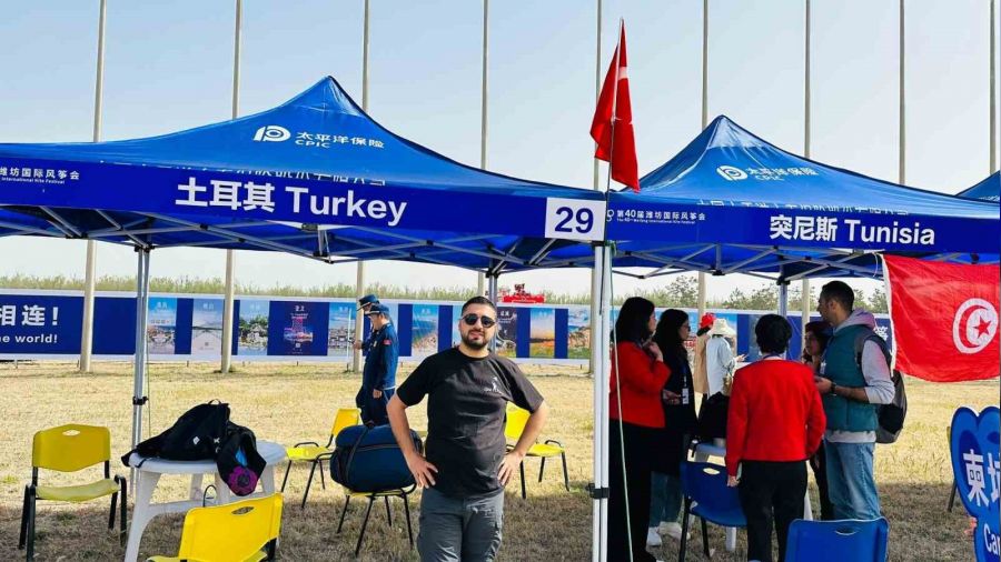 Doğduğu evi atölyeye çevirdi, Çin'de madalya kazandı