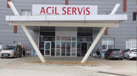 Elini makineye sıkıştırdı, hastanelik oldu