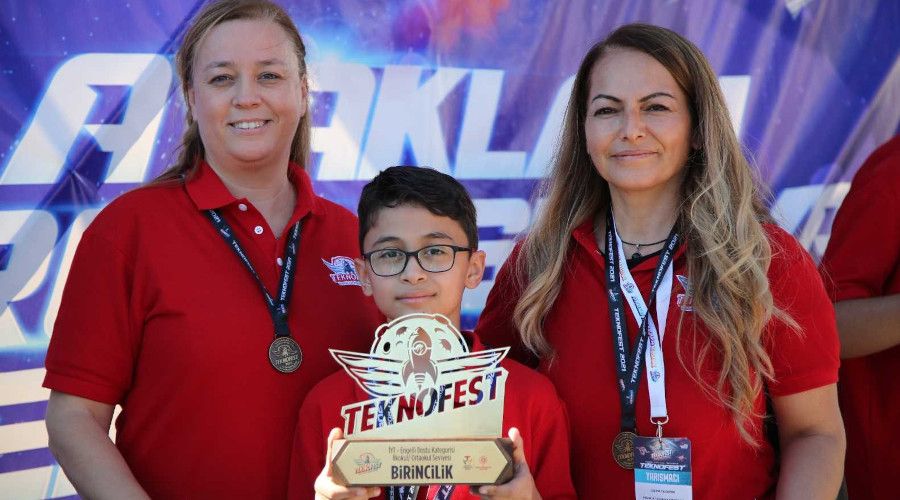 Engelli Dostu Projesi ile Doğa'nın Kâşif'i TEKNOFEST'in 1.'si