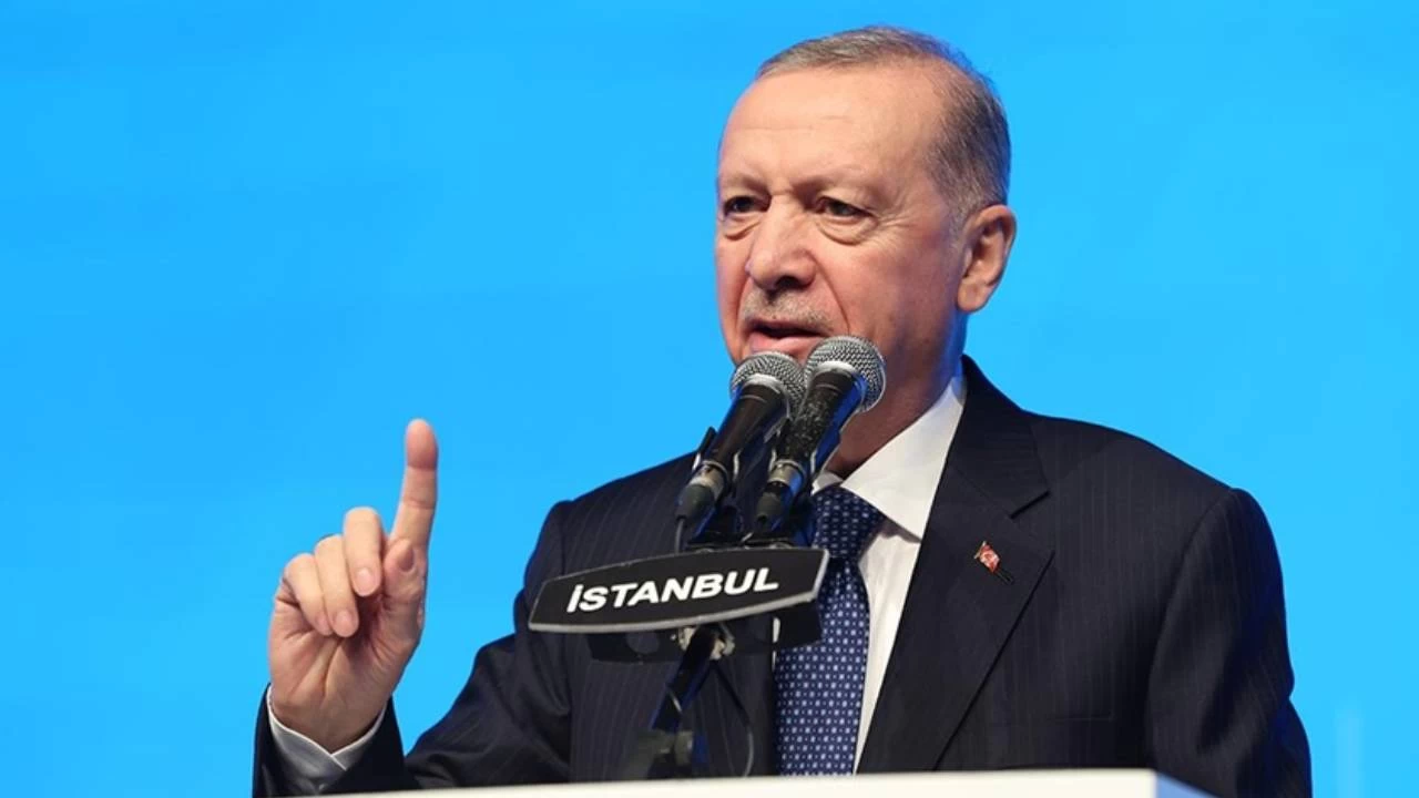 Erdoan: Trk demokrasisi dnyada rnek gsterilen seviyeye hkmetlerimiz dneminde ulamtr