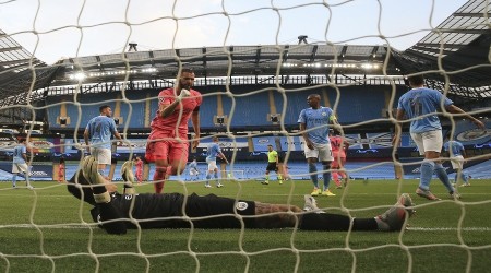 İlk çeyrek finalist Manchester City
