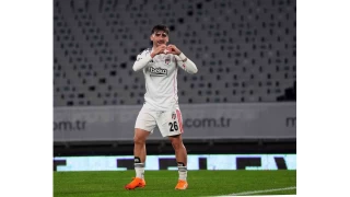 Jota Silva ilk kez 11'de başladığı maçta golünü attı