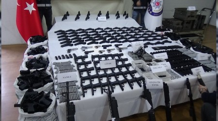 Kaçak silah üretilen fabrikaya baskın: 46 gözaltı