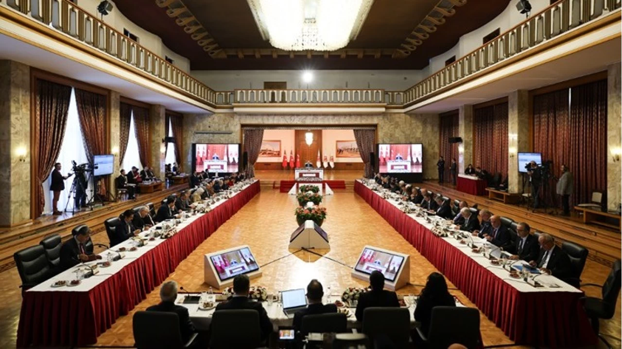 Komisyon İmralı'ya gidiyor