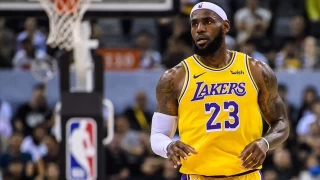 Lakers, LeBron James'in performansyla kazand