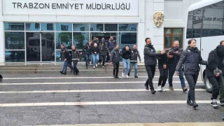 Milletimiz dolandrclarn kskacnda  