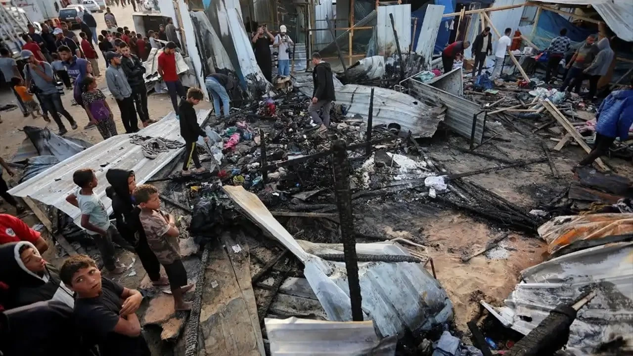 Msr, srail'in Refah'taki kamp bombalamasn iddetle knad