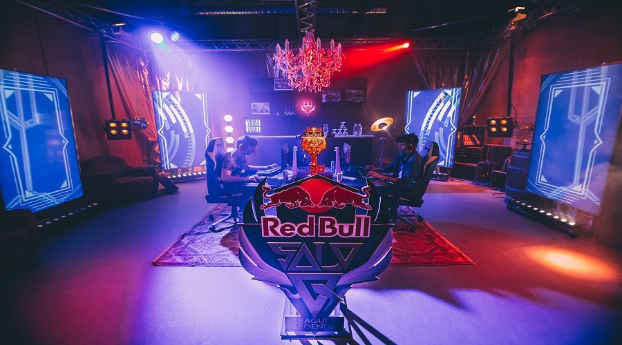 Müjde "Red Bull Solo Q" başlıyor