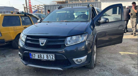 Oto hırsızlarının plaka oyunu tutmadı