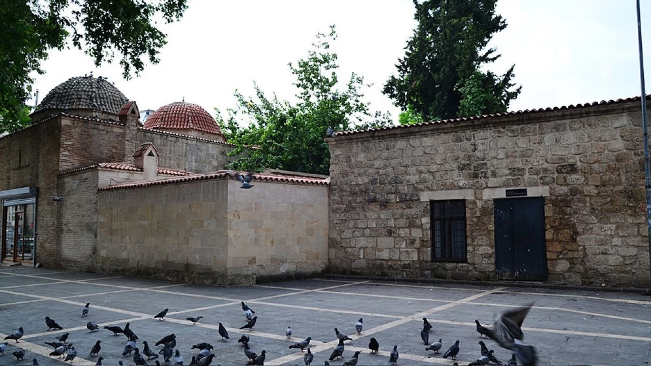 Ramazanolu Medresesi: Adana'nn tarihi bir incisi