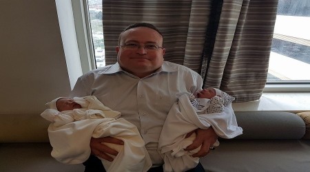 'Sağlıkçıları sevin' çünkü onlar sizin için ölüyorlar