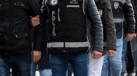 Sahte parfüm üreticileri yakalandı
