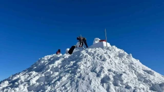 Sarıkamış şehitlerinin kardan heykellerinin yapımına başlandı