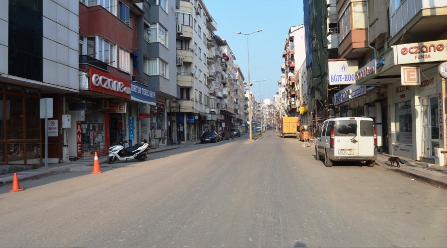 Sokağa çıkma kısıtlamasına genel olarak uyuldu