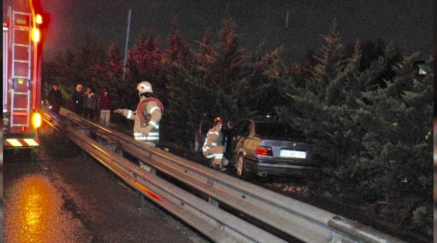 Sultanbeyli TEM'de sıkışmalı kaza