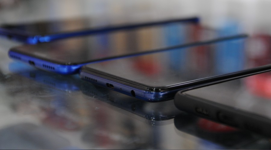 Temizlemek isterken telefonunuzdan olmayın