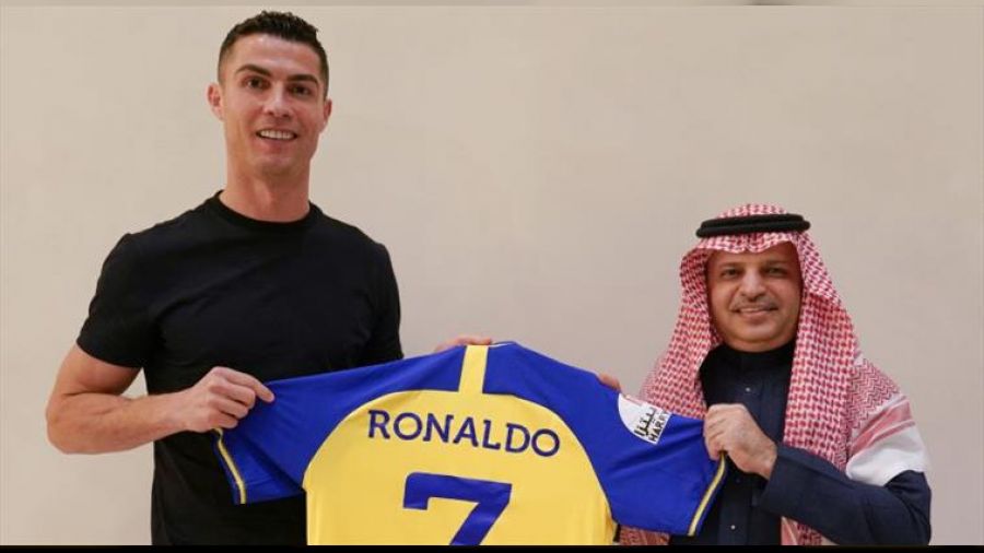 500 milyon avroluk maaşla rekor kırdı