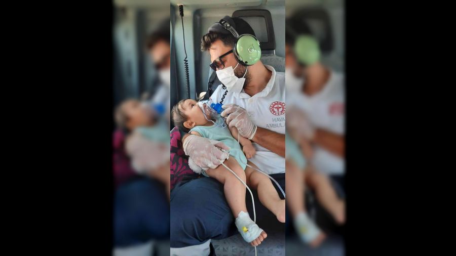 8 aylık Muhammed'i akrep soktu... Ekipleri zamanla yarıştı