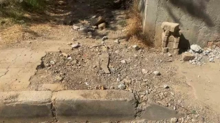 Açıkta kalan elektrik kablolarına BEDAŞ'tan ilginç çözüm