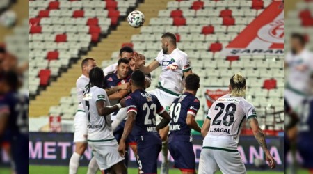 Antalyaspor, dış sahadaki yenilmezlik serisinin devamı peşinde