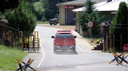 Askeri kışlada göçük