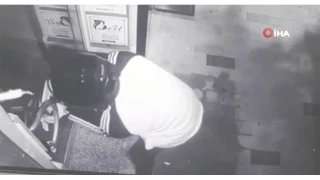 Bakırköy'de iş merkezi girişine el bombası asıldı