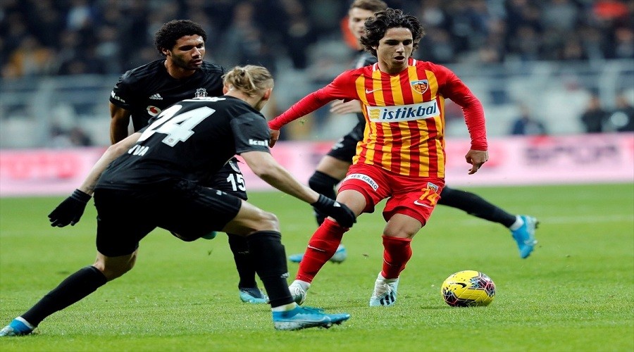 Beşiktaş genç Emre’nin peşinde