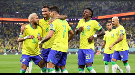 Brezilya samba yaparak çeyrek finalde