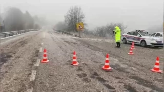 Bursa'da kar yayla hayat durdu