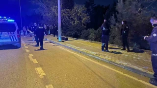 Bursa'da otomobile çarpan motosikletteki 2 kişi öldü