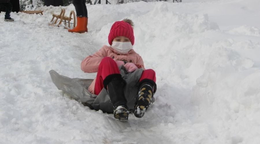 Çocukları kardan uzak tutmayın